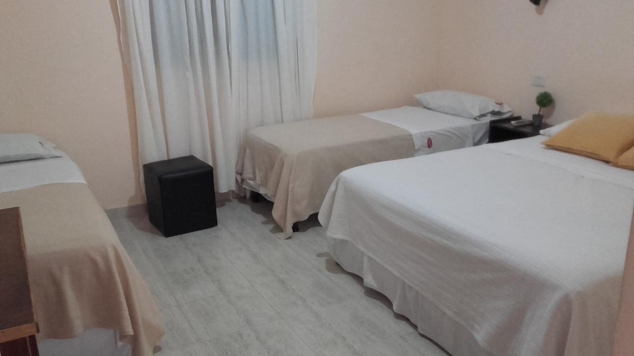 Hotel Florida Saladas Bagian luar foto